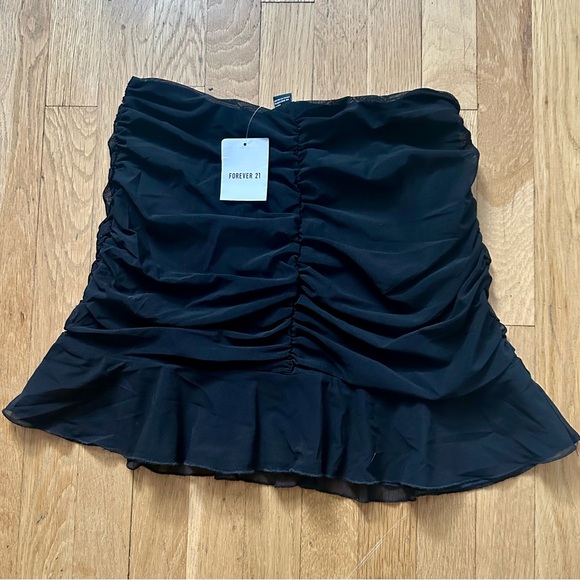 Forever 21 Dresses & Skirts - Black‎ Bubble Mini Skirt for Night Out